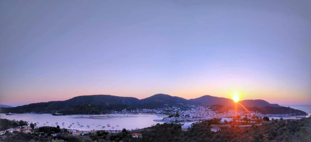 Saronic Topview Villa Галатас Экстерьер фото